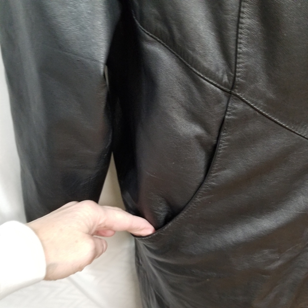 VTG Wilsons Thinsulate Black Genuine Leather Women's Petite S Button Trench Coat - Picture 8 of 15